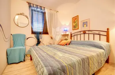 Pula, beautiful house with multiple apartments in a quiet location - 21