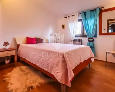 Pula, beautiful house with multiple apartments in a quiet location - 20