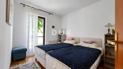 Stan 62 m², Lovran - centar, 2 sobe i vrt - 12