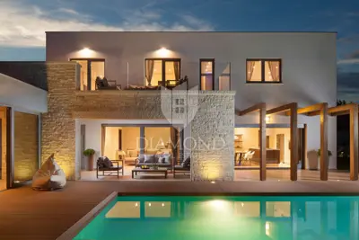 Villa 220 m², Labin - bazen, sauna i jacuzzi - 2