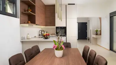 Vila 140 m², Rovinj - bazen i vrt okruženi prirodom - 11