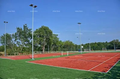 Vila 372 m², Barat - bazen i okućnica 1.611 m² - 20