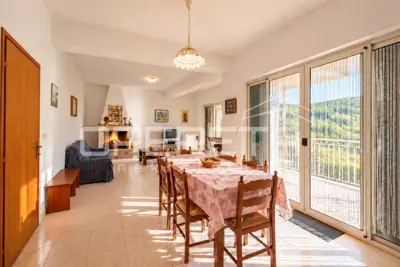 Kuća 210 m², Pasadur - uz more i vez za plovilo - 4