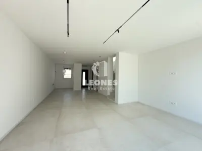 House in Novigrad, peaceful surroundings and landscaped yard - 7