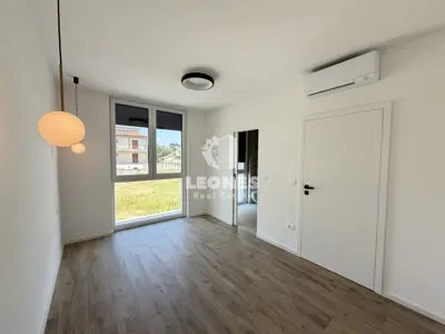 House in Novigrad, peaceful surroundings and landscaped yard - 13