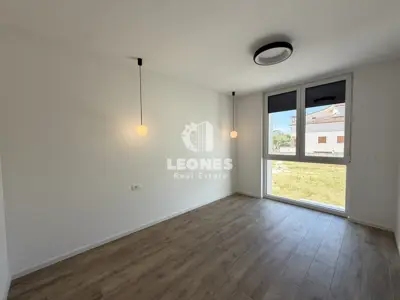 House in Novigrad, peaceful surroundings and landscaped yard - 14