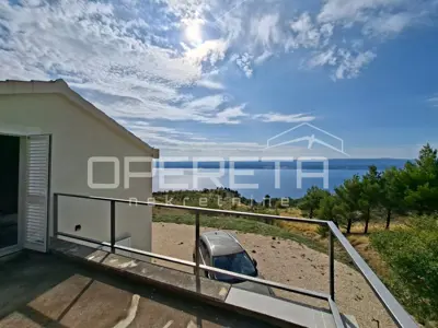Kuća 85 m², Lokva Rogoznica, pogled na more i otoke