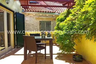 Wohnung, Šibenik - Medulićev trg, 4 Zimmer und 4 Badezimmer