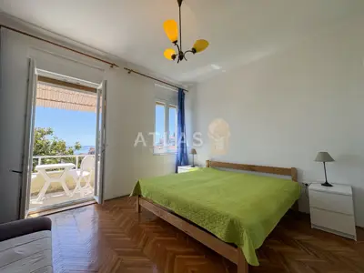 Stan u Opatiji Centar, pogled na more i balkon