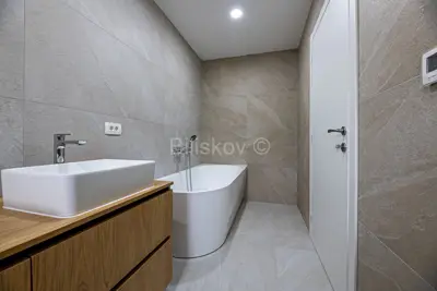 Mlinovi, stan površine 152 m², terasa, vrt, garaža, parking - 22