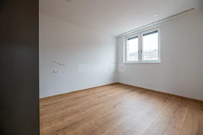 Mlinovi, stan površine 152 m², terasa, vrt, garaža, parking - 10