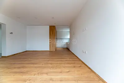 Mlinovi, stan površine 152 m², terasa, vrt, garaža, parking