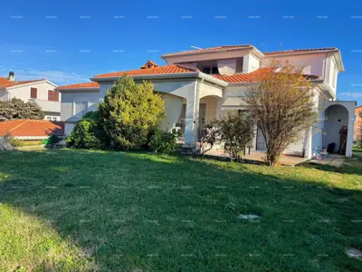 Umag! Kuća s velikom okućnicom i terasom. - 4