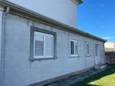 Umag! Kuća s velikom okućnicom i terasom. - 21