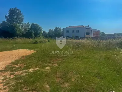 Baugrundstück 794 m², Loborika - ruhige Lage