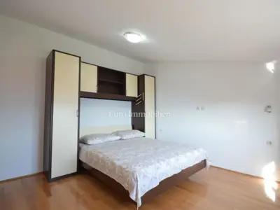 Kuća 280 m², Maslenica - 100 m od mora i bazen - 12