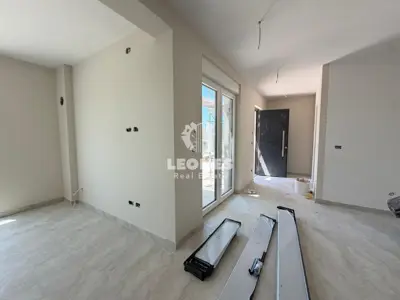 Kvalitetna krajnja kuća s bazenom na mirnoj lokaciji u Novigradu - 10