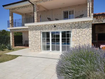 Villa 250 m², Uvala Soline - panoramski pogled na more - 3