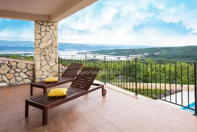 Villa 250 m², Uvala Soline - panoramski pogled na more - 12