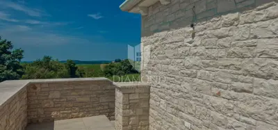 Vila 337 m², Brtonigla - bazen i pogled na more - 15