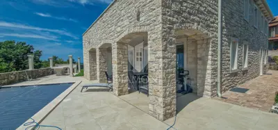 Vila 337 m², Brtonigla - bazen i pogled na more - 17