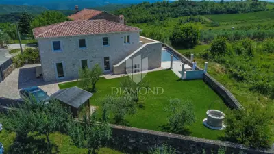 Vila 337 m², Brtonigla - bazen i pogled na more - 2