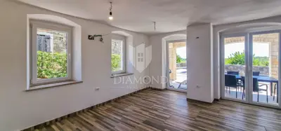Vila 337 m², Brtonigla - bazen i pogled na more - 6