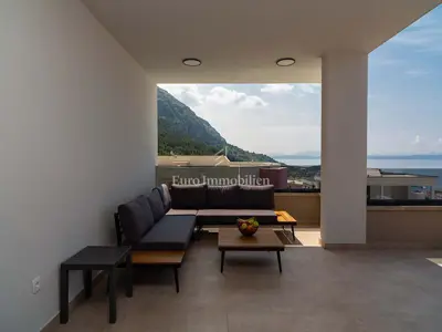 Villa 216 m², Veliko Brdo - bazen i pogled na more - 17