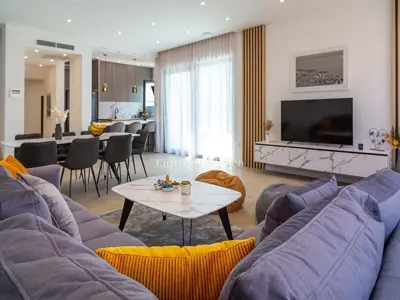 Villa 216 m², Veliko Brdo - bazen i pogled na more - 7
