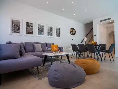 Villa 216 m², Veliko Brdo - bazen i pogled na more - 8