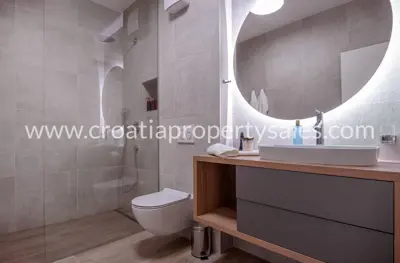 Kuća, Trogir, 380 m², 2 500 000 € - 11