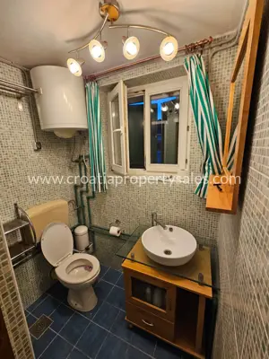 Kuća 120 m², Kaštela - stara jezgra blizu mora - 6