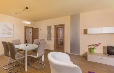 - Banjole, komforna višestambena kuća sa bazenom u blizini mora- - 10