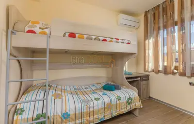 - Banjole, komforna višestambena kuća sa bazenom u blizini mora- - 16