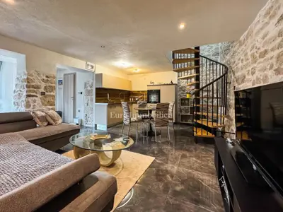 Haus 63 m², Nedešćina - renoviert und möbliert - 6