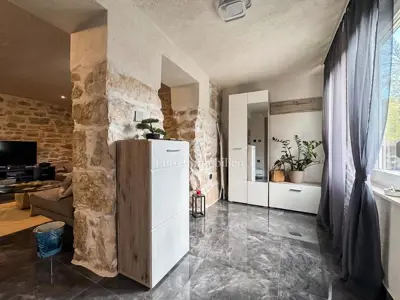 Haus 63 m², Nedešćina - renoviert und möbliert - 7
