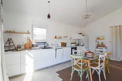House for sale in Tinjan, 106 m² - 6