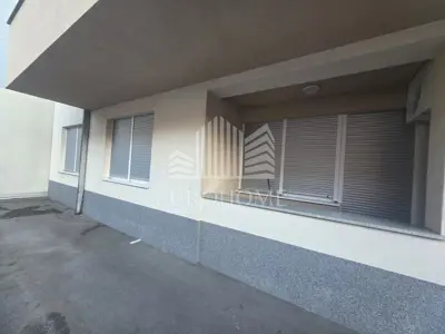 Stan 80 m², Maksimir, Petrova ulica i garaža - 11