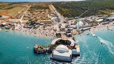 Bauland 4.533 m², Novalja - Zrće, direkt am Strand - 2