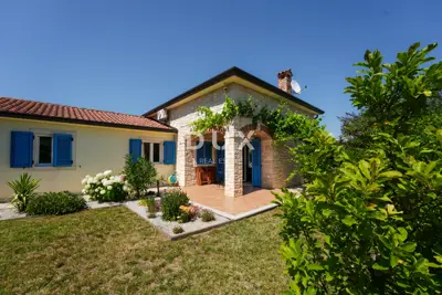 Haus 133 m², Poreč - Pool und mediterraner Stil - 9