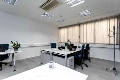 Büroräume 800 m², Split Smrdečac, modern ausgestattet