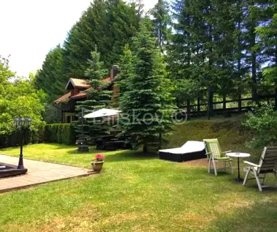 For sale, Plitvice Lakes, charming house 240 m², pool, sauna, parking