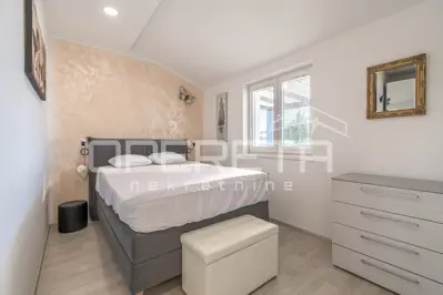 Prodaja, Kuća, Višnjan, Višnjan, Samostojeća, 120 m² - 9