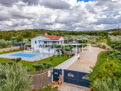 Prodaja, Kuća, Višnjan, Višnjan, Samostojeća, 120 m² - 3
