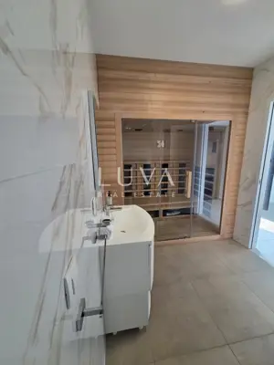 Split, Strožanac, modernes Haus 300 m² mit Pool, zur Miete - 17