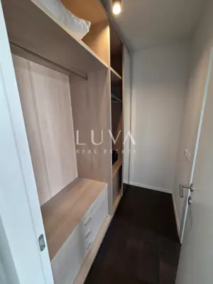 Split, Strožanac, modernes Haus 300 m² mit Pool, zur Miete - 22