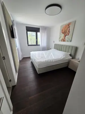 Split, Strožanac, modernes Haus 300 m² mit Pool, zur Miete - 10