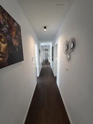 Split, Strožanac, modernes Haus 300 m² mit Pool, zur Miete - 21
