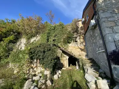 Haus 141 m², Grižane-Belgrad - Hof und Blick auf die Natur - 10