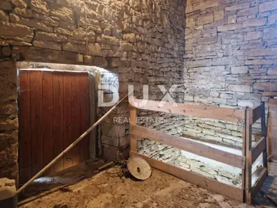ISTRA, CEROVLJE - Detached stone building - 10